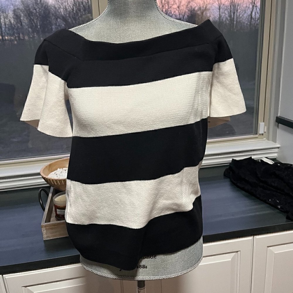 Loft Black & White Stripped Short Sleeve Off the Shoulder Sweater Size M NWOT